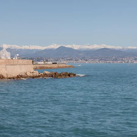 Saint Honorat, Les Pins Antibes Terrasse * Juan-les-Pins