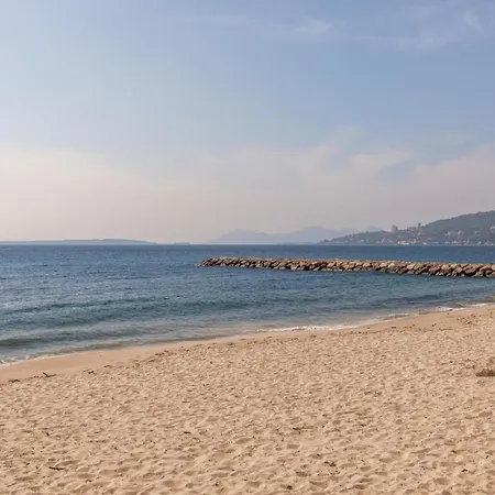 Saint Honorat, Les Pins Antibes Terrasse * Juan-les-Pins